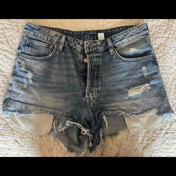 Women's H&M Jean Shorts - Picture 1 of 4